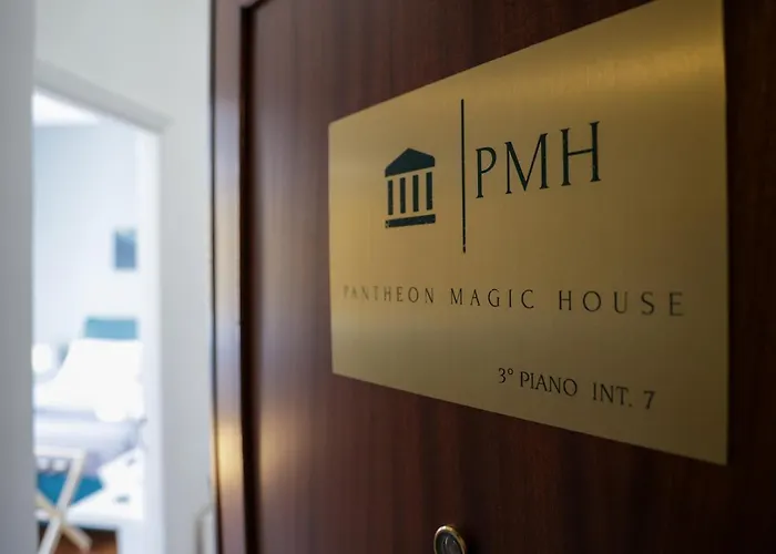 Pantheon Magic House דירה